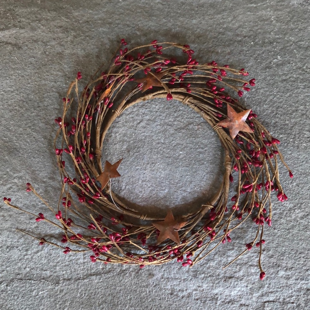 Country home decor wreath with red berries